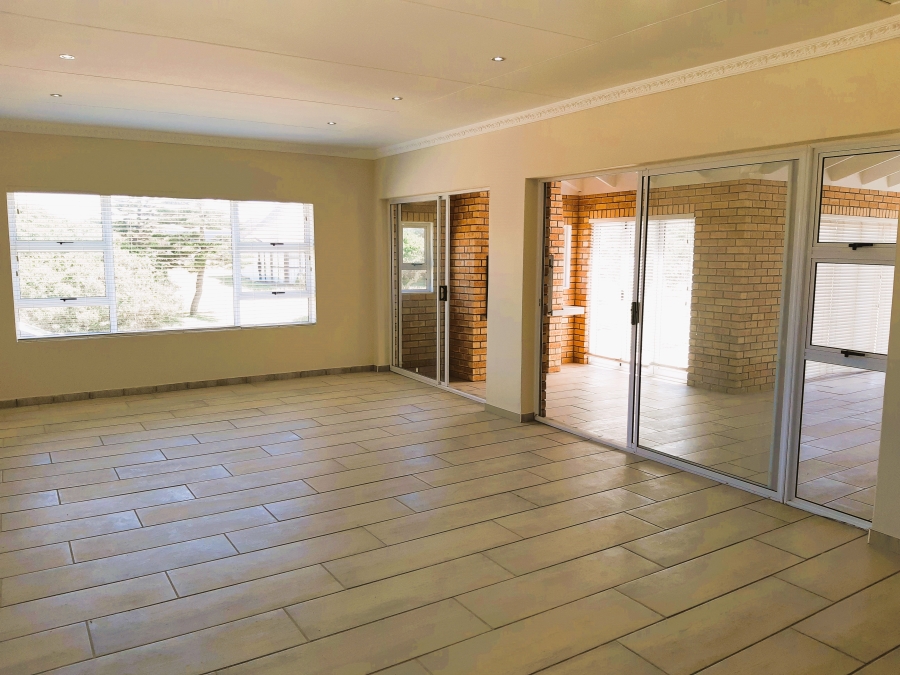 3 Bedroom Property for Sale in Paradise Beach Eastern Cape